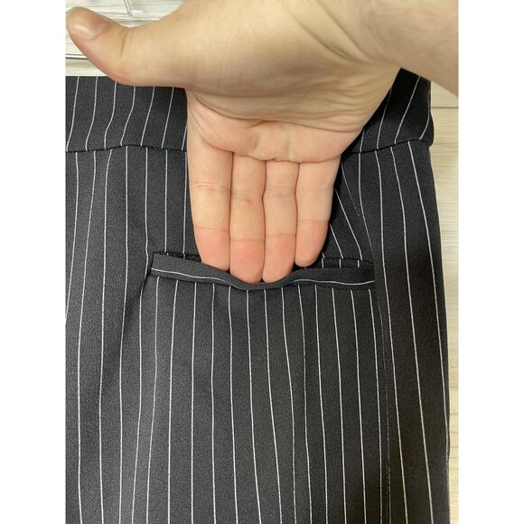 Roz & Ali Pants Womens 16 Black Pinstripe Wide Leg Dress Trousers Stretch Work - Picture 7 of 10